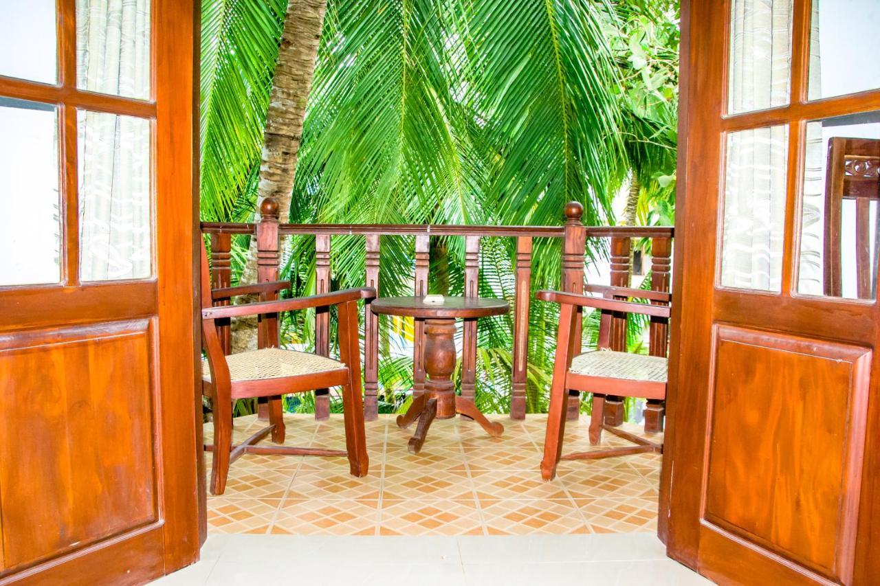 No Name Rest Hotel Unawatuna Kültér fotó